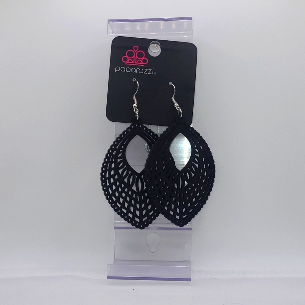 Paparazzi Costume Black Earrings